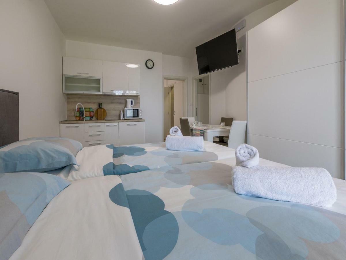 Apartments Elizabeta Dramalj Eksteriør billede